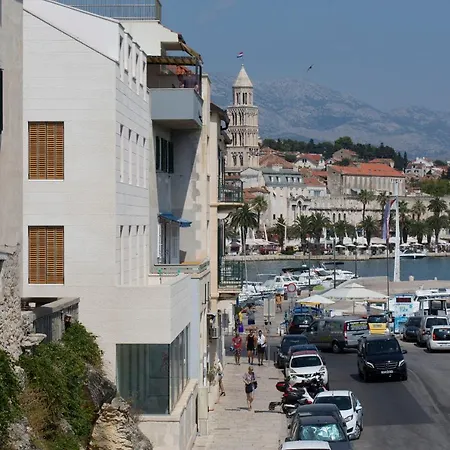 アパート Toni Delux