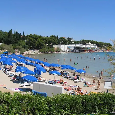 Apartament Toni Delux *